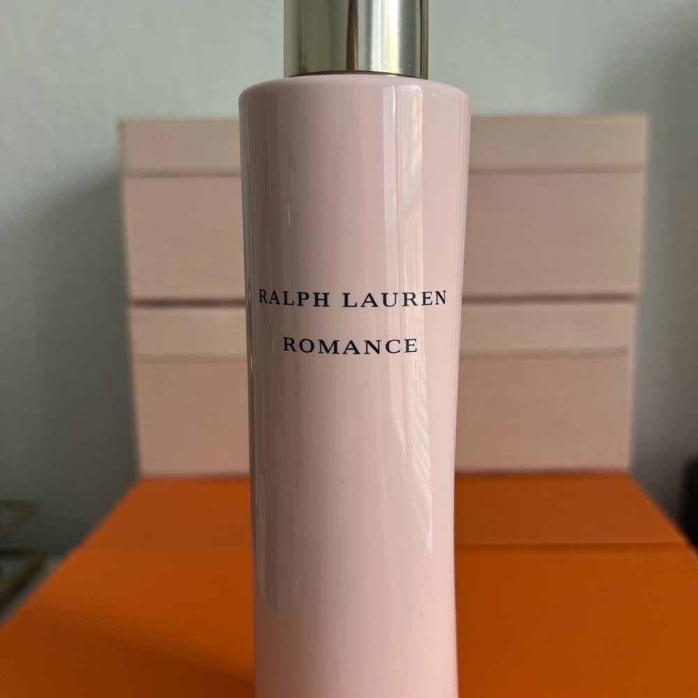 🌸 Ralph Lauren Romance Body Lotion (200ml) – New/ no box